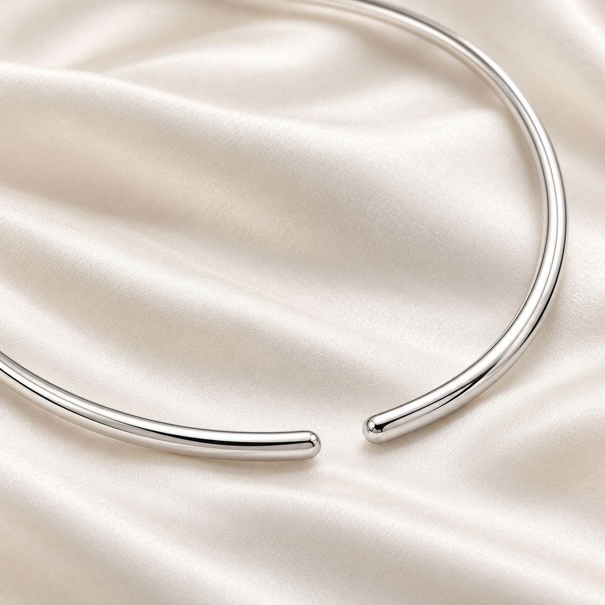 Rovenzaa Silver-Tone Open Collar Necklace
