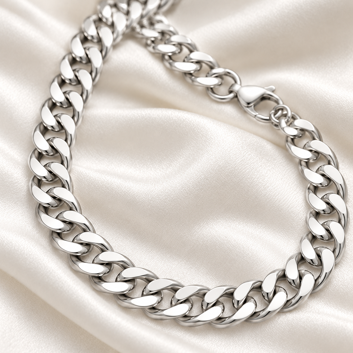 Rovenzaa Silver-Tone Curb Chain Necklace