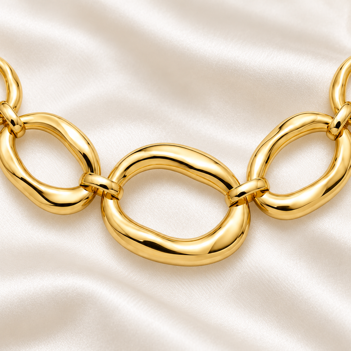 Rovenzaa Gold-Tone Sculptural Oval Link Necklace