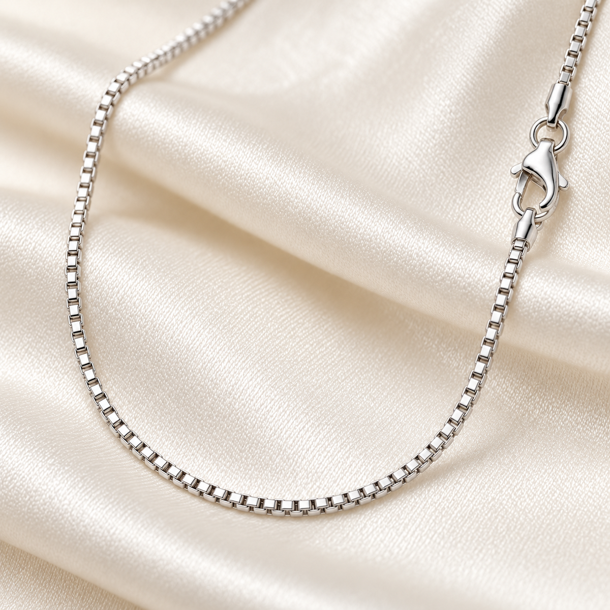 Rovenzaa Silver-Tone Box Chain Necklace